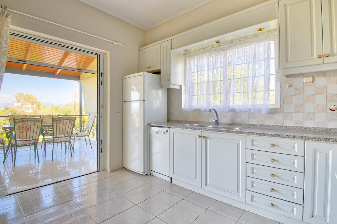 Vacation And Relaxation Home Oropos Nea Palatia Esterno foto