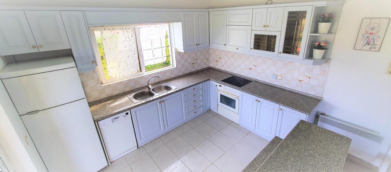Vacation And Relaxation Home Oropos Nea Palatia Esterno foto