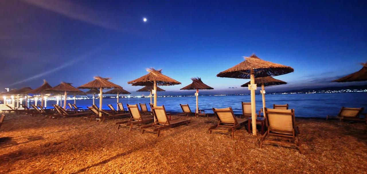Vacation And Relaxation Home Oropos Nea Palatia Esterno foto